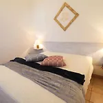 Italia Apartment