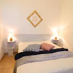 Italia Apartment *