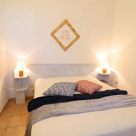 Italia Apartment *